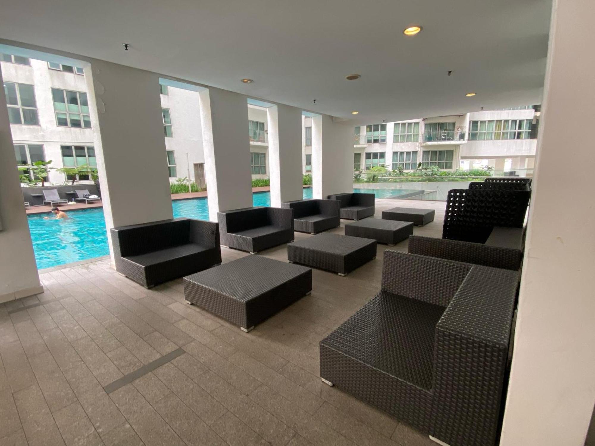 Skyfloat Infinity Hostel Kuala Lumpur Exterior photo